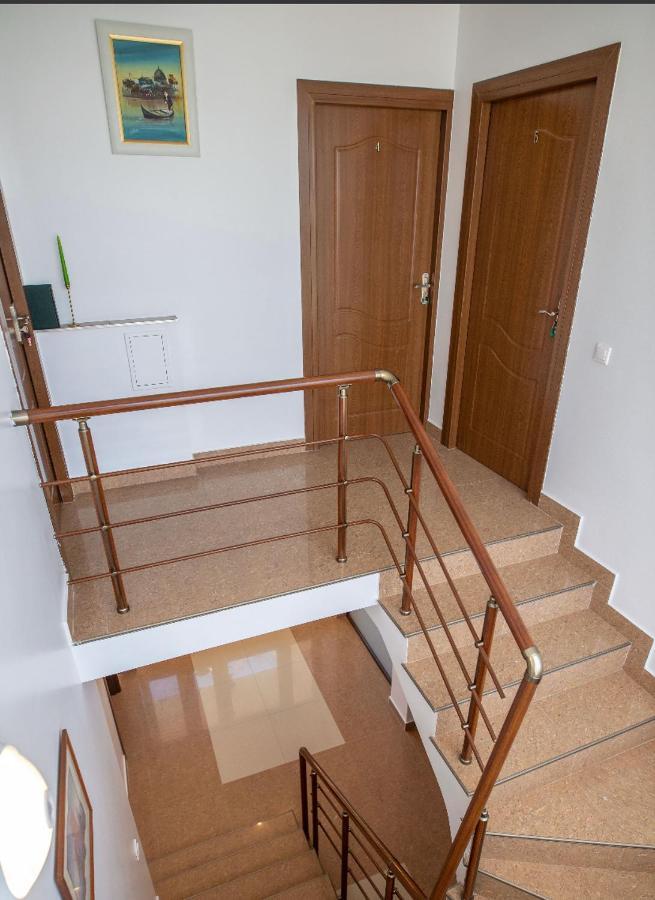 Vila Jean Bart Hotel Mangalia Buitenkant foto