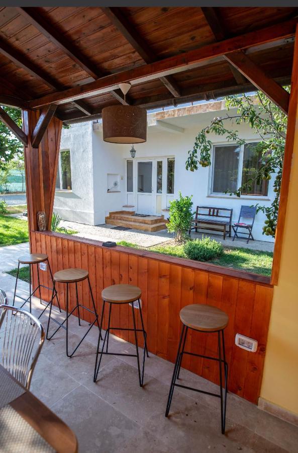 Vila Jean Bart Hotel Mangalia Buitenkant foto