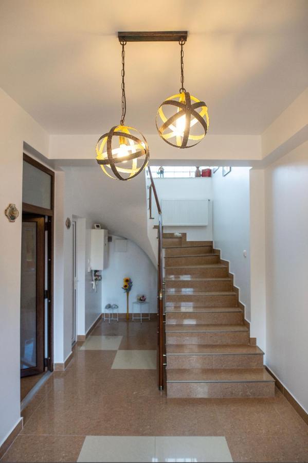 Vila Jean Bart Hotel Mangalia Buitenkant foto